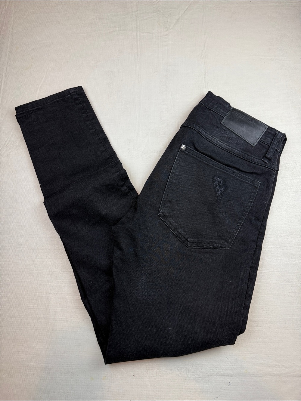 H&M Men's Black Distressed 5 Pocket Skinny Jeans Size 32